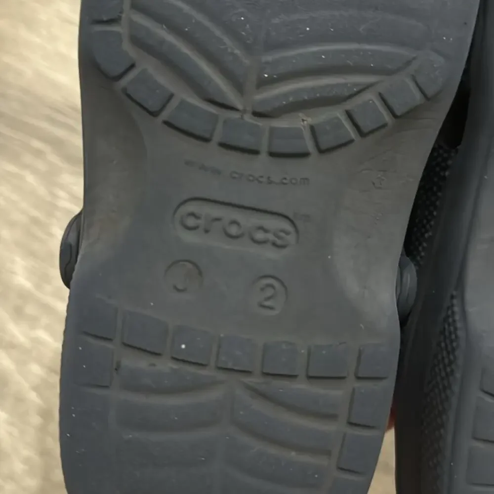 CROCS Baya Clog Navy Size 2